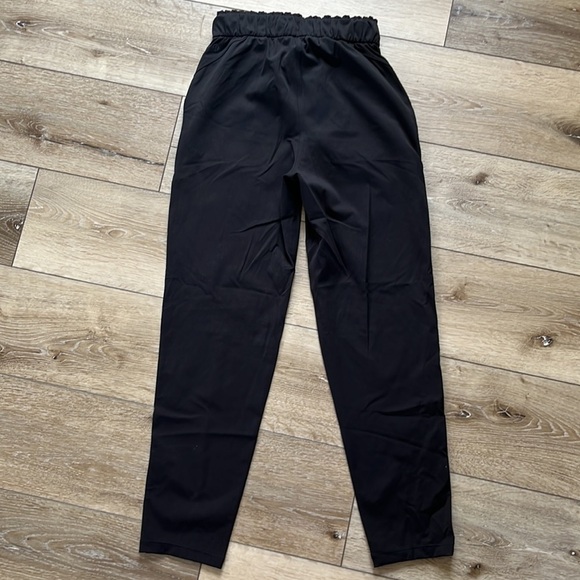 Lululemon Keep Moving Pant 7/8 High-Rise Black with Drawstring - Picture 9 of 13